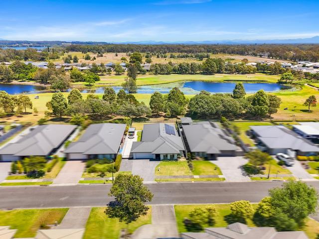 76 Lazzarini Drive, NSW 2427