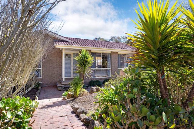 25 Samuels Crescent, ACT 2913