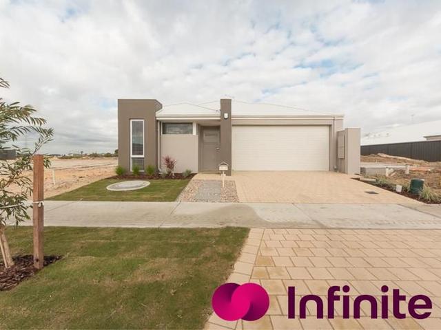 16 McGibbon Street, WA 6112