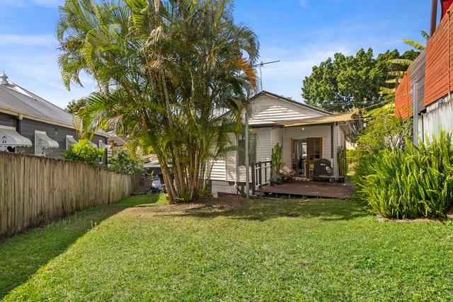74 Ashgrove Avenue, QLD 4060