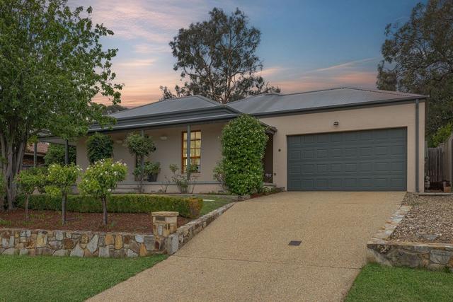 4 Nugent Close, NSW 2619