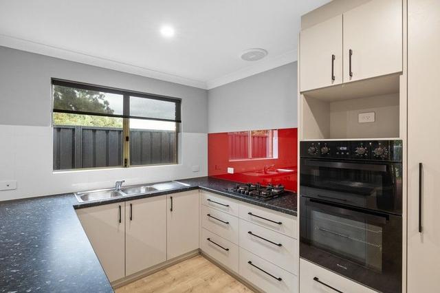 1/7 Conifer Close, WA 6066