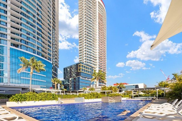 1178/56 Scarborough Street, QLD 4215