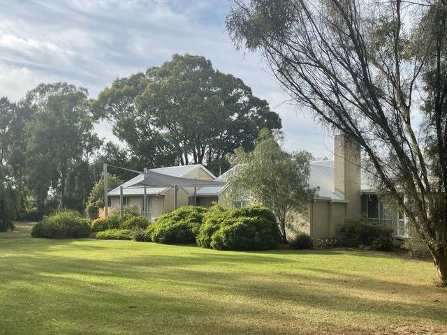 31 Cemetery Road, VIC 3850