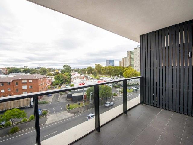 403/255 Racecourse Road, VIC 3031