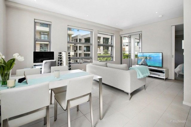 W208/8-28 The Corso, NSW 2095