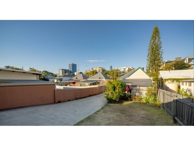 7b O'Connell Street, QLD 4101