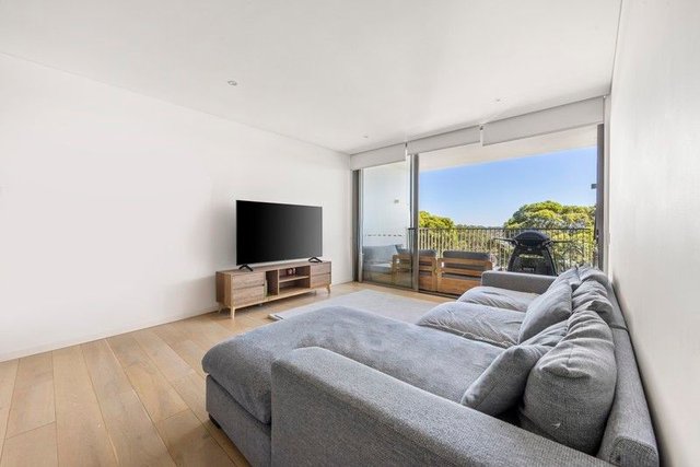 AA404/6 University Road, NSW 2228