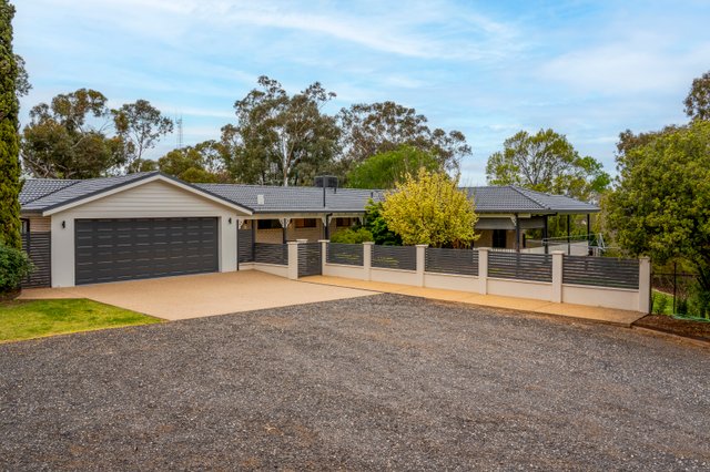 10 Kindra Crescent, NSW 2701