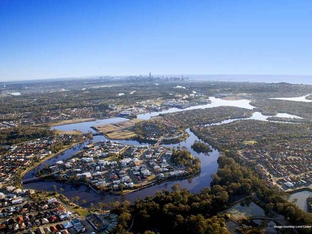 4/12 Azzurra Drive, QLD 4227