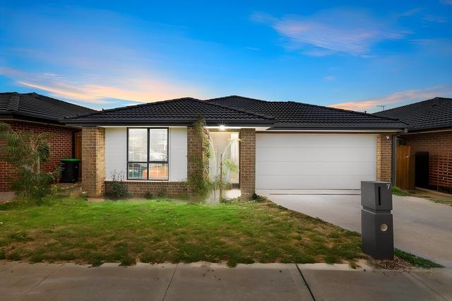 7 Milos Court, VIC 3336