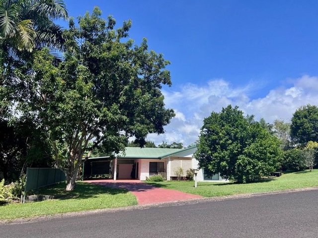 2C Royal Palm Dr, QLD 4852