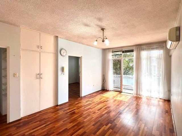 2/27 Baxter Avenue, NSW 2217