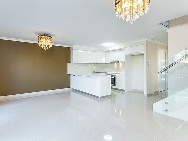 19/1 Jaffa Crescent, QLD 4116