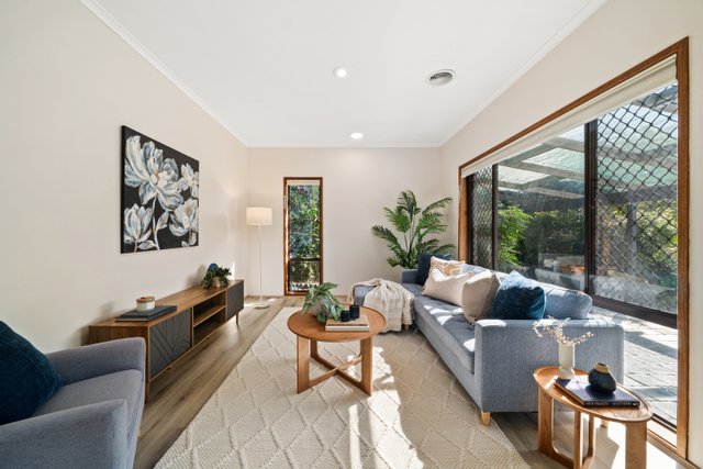 16 Jackie Howe Crescent, ACT 2904