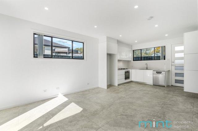 1/7 Wilga Street, NSW 2196