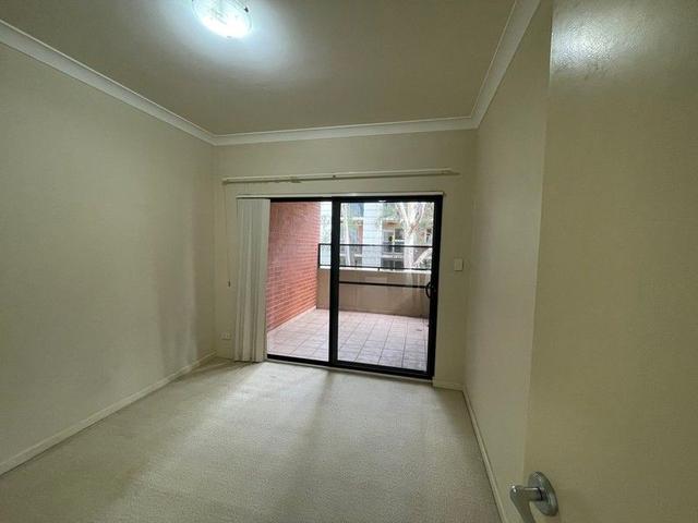 8/23a George  Street, NSW 2137