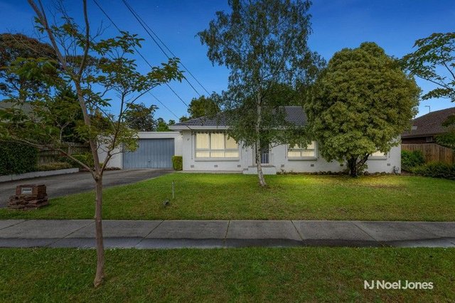 27 Cherry Tree Grove, VIC 3136