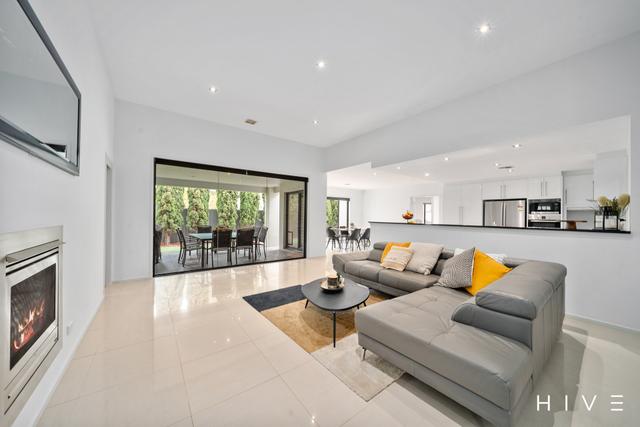 34 Walker Crescent, ACT 2603