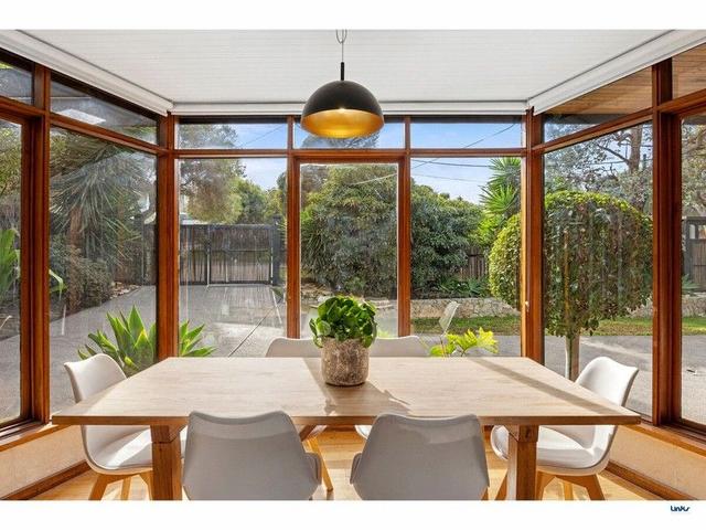19 Sunningdale Avenue, VIC 3228
