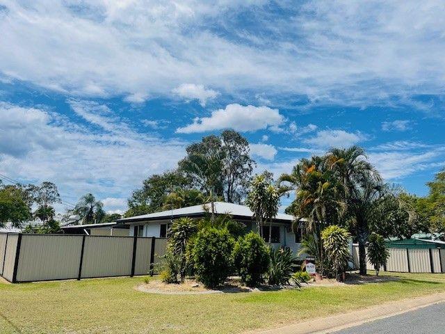 1 Cook Crescent, QLD 4745