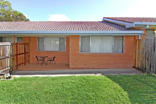 2/10 Dawson Avenue, NSW 2350