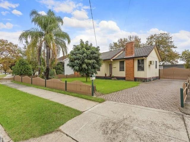 28 Elm Street, VIC 3690