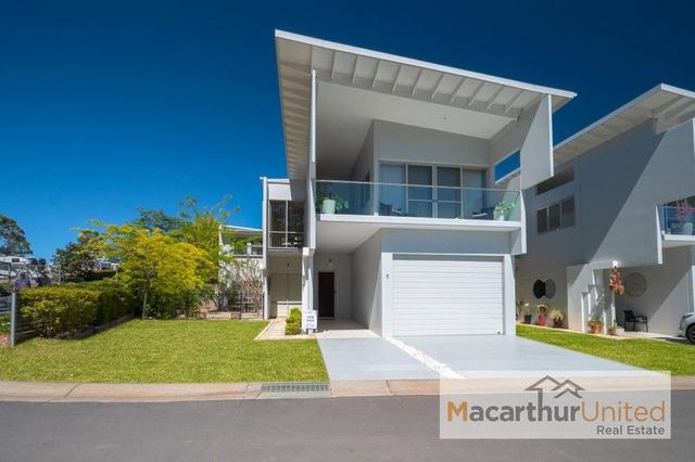 1/72 Glendower St, NSW 2560