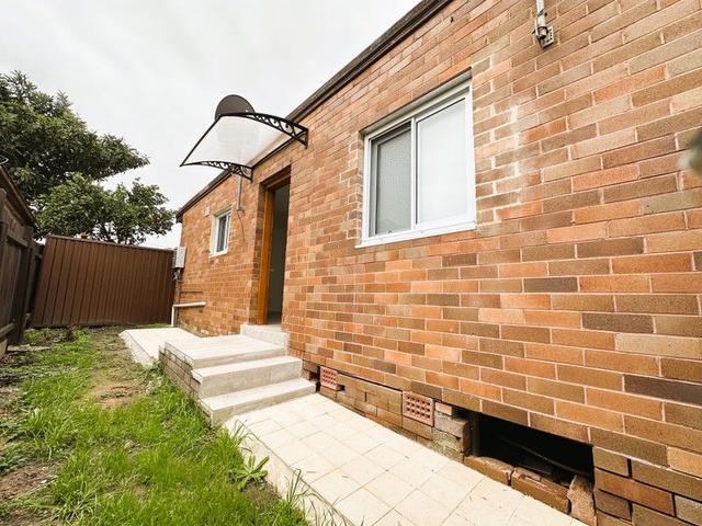 granny flat @ 29 Belmore Ave, NSW 2192