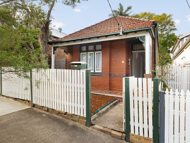 33 Ainsworth Street, NSW 2040