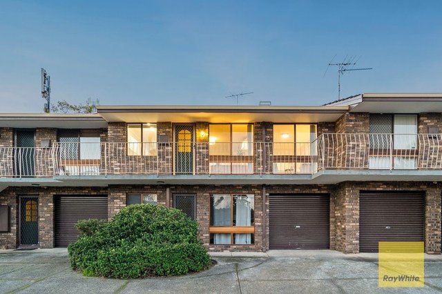 5/2 Waroonga Road, WA 6009