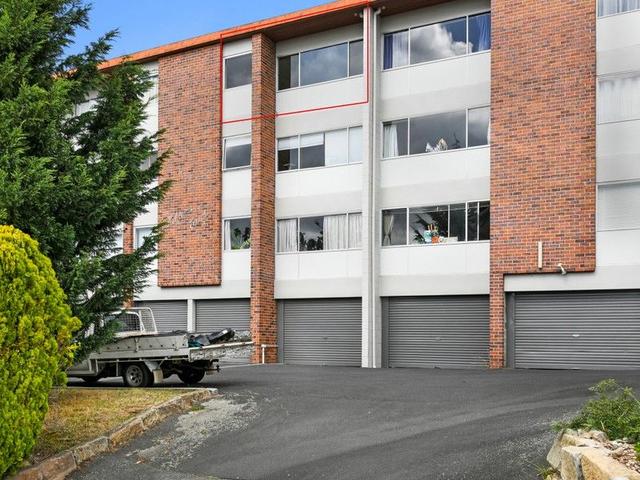10/4 Hildern Street, TAS 7008
