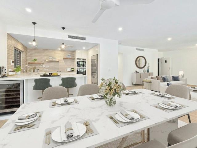 5/81-87 Arlington Esplanade, QLD 4879