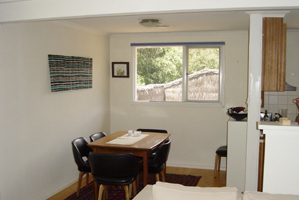 Dining (2005-01-13)