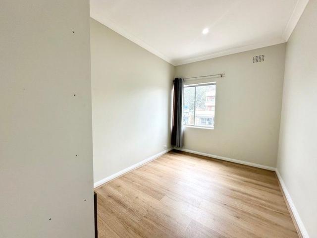 2/81 King Georges, NSW 2195