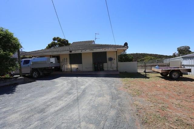 12 Sheoak St, WA 6442