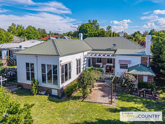 151 Brown Street, NSW 2350