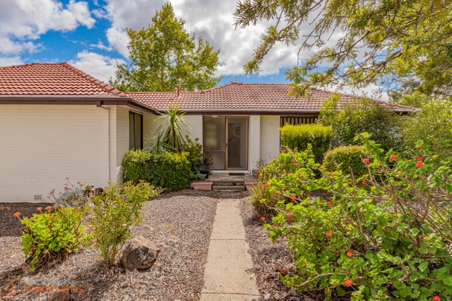 38 Calder Crescent, ACT 2611