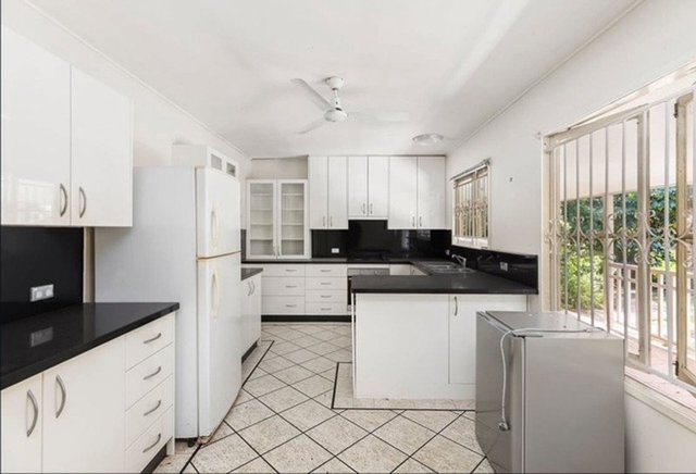 22A Advanx St, QLD 4069