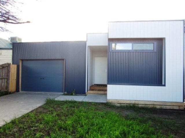 3 Fraser Av, VIC 3196