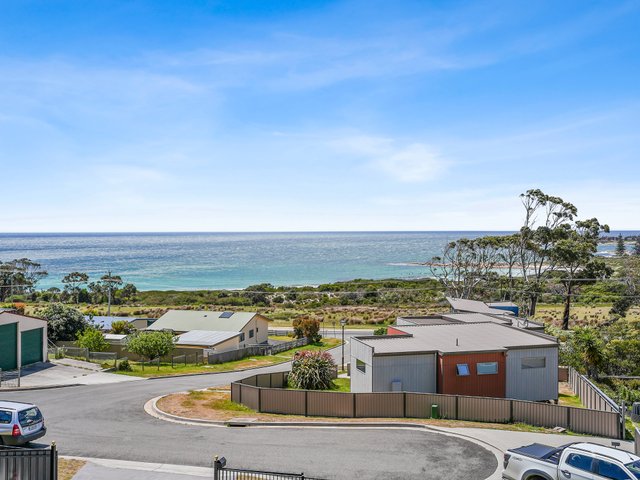 11 Diamond Waters Rise, TAS 7215