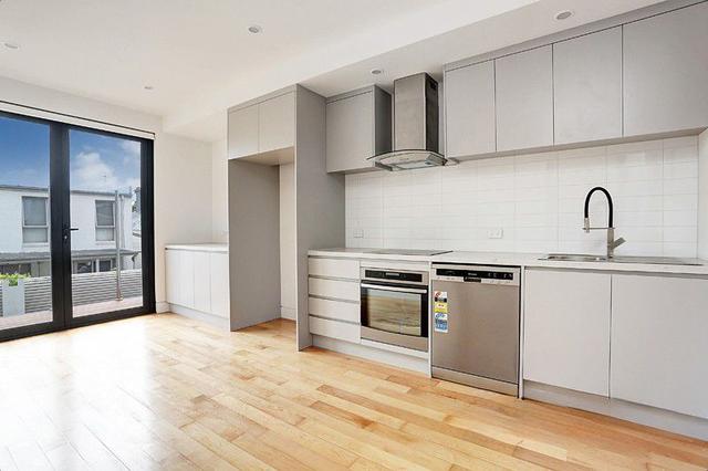 2/9 Kent Lane, VIC 3181