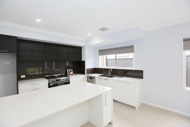 11 River Redgum Bvd, VIC 3064