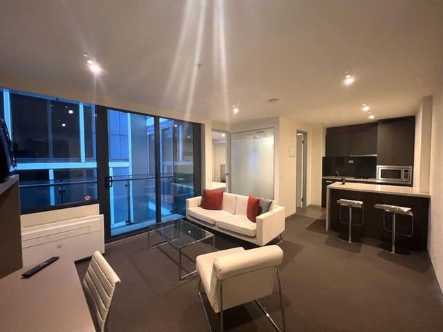 812/181 A'Beckett Street, VIC 3000