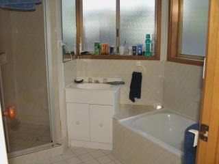 Bathroom (2003-08-27)