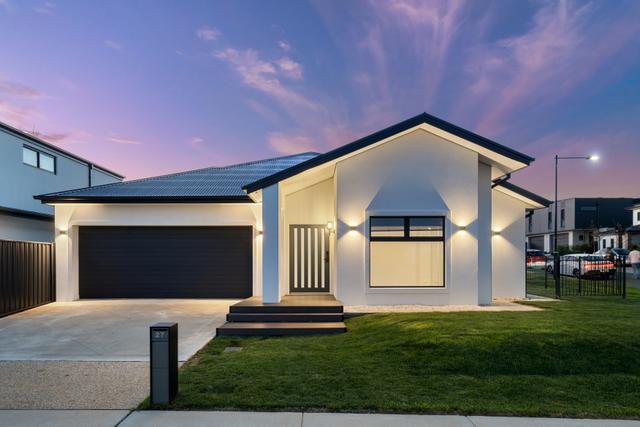 27 Bloomfield Crescent, ACT 2913