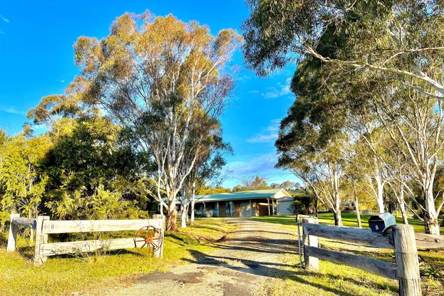 8 Yarimup Place, NSW 2537