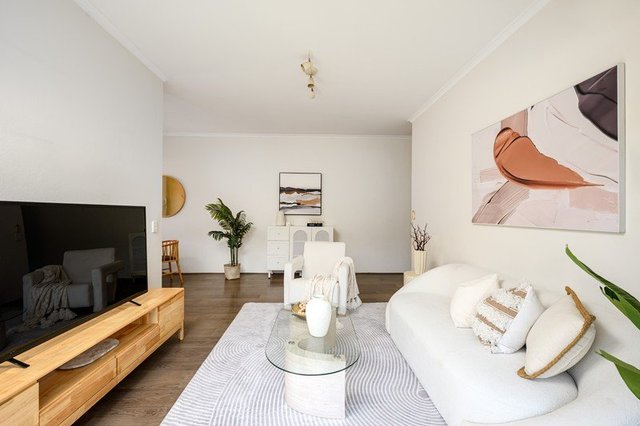 2/14 Crawford Road, NSW 2216