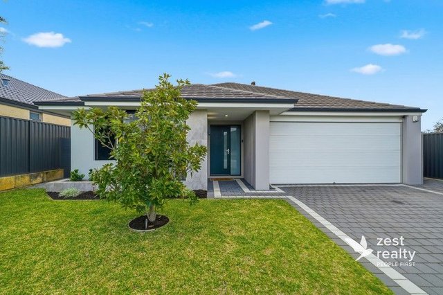 4 Grasmere Way, WA 6069