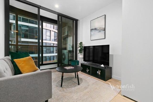 509/105 Batman Street, VIC 3003